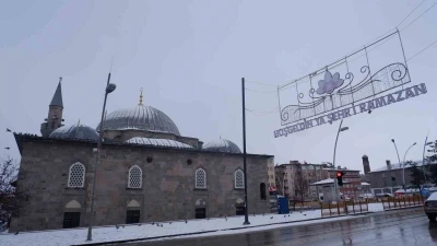 Erzurum’da kar yağışı etkili
