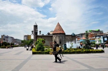 Erzurum’da termometreler 30 dereceyi geçecek
