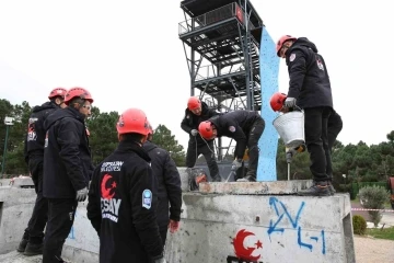 ESAY afetlerde görev alacak uzman ekipler yetiştirmeye devam ediyor
