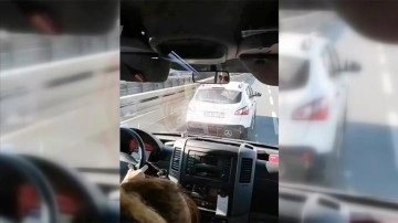 Esenler'de ambulansa yol vermeyen sürücüye para cezası kesildi