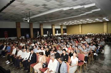 Esenyurt Belediye Başkanı Bozkurt: &quot;Görevimiz Esenyurtluları mutlu ve huzurlu kılmak&quot;
