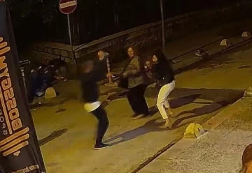 Eski sevgilisini 15 yerinden bıçaklayan şahsın yargılandığı dava ertelendi
