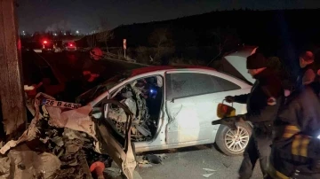 Eskişehir’de feci kaza: 190 kilometre hızla direğe çarpan otomobilin sürücüsü hayatını kaybetti
