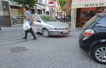 Eskişehir’de iki araç çarpıştı
