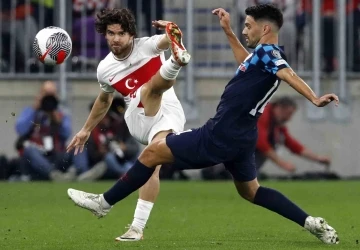 EURO 2024 Elemeleri: Hırvatistan: 0 - Türkiye: 1 (İlk yarı)
