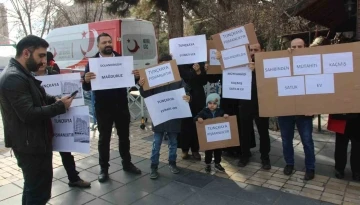 Ev verme vaadiyle vatandaşı dolandırdıkları iddia edilen sanıklar hakim karşısında
