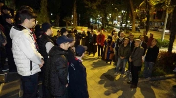 Evlatlarının saçına kına yakıp Çanakkale’ye gönderdiler
