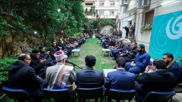 Ezher öğrencileri, Kahire Yunus Emre Enstitüsünde depremde ölenler için dua etti