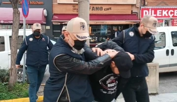 Faaliyetleri tespit edilen DEAŞ’li 4 örgüt mensubu polis tarafından yakalandı
