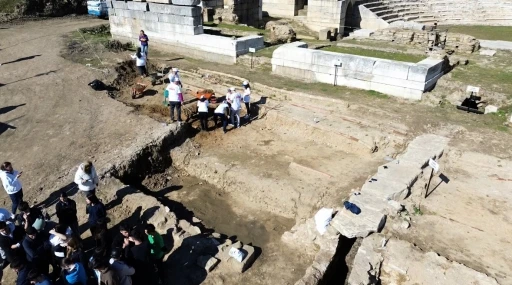 Fabrika çalışanları bu sefer tarih mesaisinde
