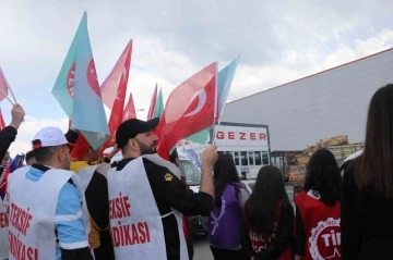 Bolu'da Fabrika işçileri eylemde