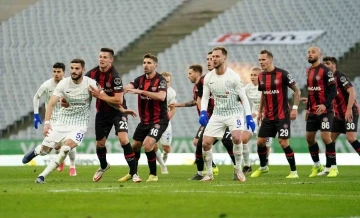 Fatih Karagümrük ile Çaykur Rizespor 6. randevuda
