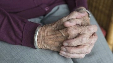 FDA, Alzheimer'ın ilerlemesini yavaşlattığı gözlenen ilaca tam onay verdi