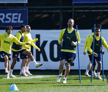 Fenerbahçe’de, Kasımpaşa maçı hazırlıkları devam etti
