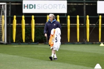 Fenerbahçe, Sivasspor maçı hazırlıklarını sürdürdü