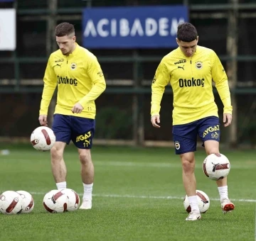 Fenerbahçe, Trabzonspor maçı hazırlıklarını sürdürdü
