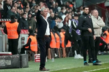 Fernando Santos, iç sahada 7 puan kaybetti
