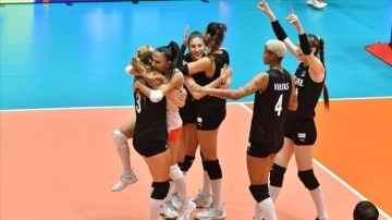 Filenin Sultanları, 2023 CEV Avrupa Şampiyonası'ndaki ikinci maçında Azerbaycan'ı 3-0 yend