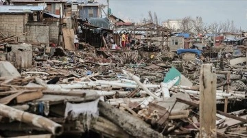 Filipinler'de "Saola ve Haikui" tayfunlarından etkilenen kişi sayısı 514 bini aştı