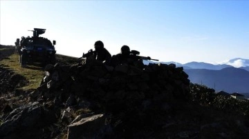 Fırat Kalkanı Harekat bölgesinde zırhlı aracın devrilmesi sonucu yaralanan polis şehit oldu