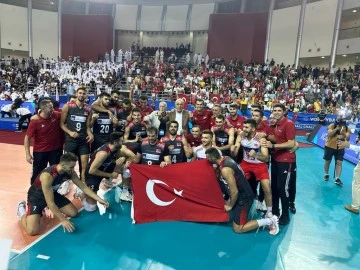 FIVB Challenger Kupası’nda Filenin Efeleri şampiyon oldu!