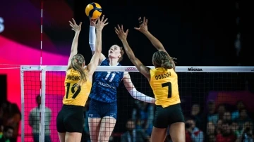 VakıfBank, finalde kaybetti! Imoco Volley: 3 - VakıfBank: 1