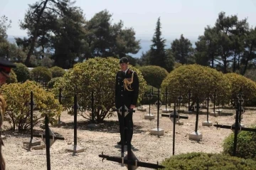 Fransız ve İngiliz Anıtı’nda tören düzenlendi
