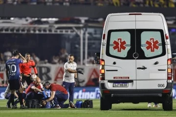 Futbol sahalarında acı ölüm!