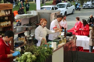 Gastronomi Festivali’nin yıldızı enginar oldu
