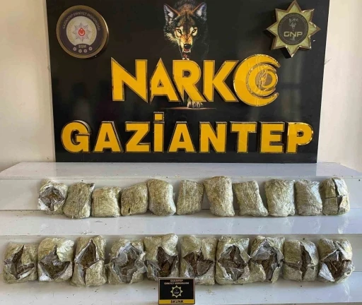 Gaziantep’te 123 kilo skunk ve metamfetamin ele geçirildi: 4 tutuklama
