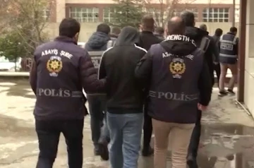 Gaziantep’te 69 ateşli silah ele geçirildi, 94 şüpheli tutuklandı
