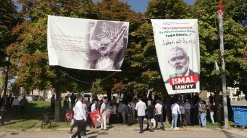 Gaziantep’te CHP’lilerden Haniye’nin posterine tepki
