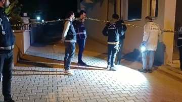 Gaziantep’te cinnet getiren şahıs dehşet saçtı: 1 ölü, 2 ağır yaralı
