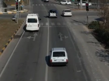 Gaziantep’te kırmızı ışık ihlali yapan 9 araca ceza
