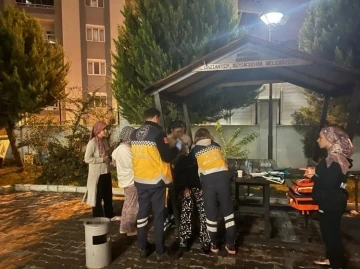 Gaziantep’te yurtta hızlı inen asansördeki öğrencilerin korku dolu anları kamerada
