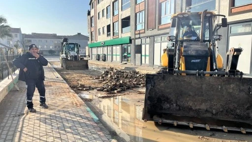 Gemlik Belediyesi'nden asfalt ve kaldırım atağı