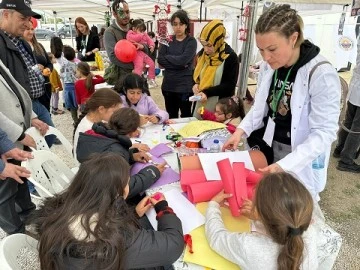 Gemlik konteyner kentte çocuklara bilim şenliği morali