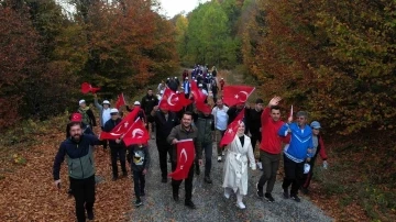 Gençler 100.yılda Ulus dağının zirvesine yürüdüler
