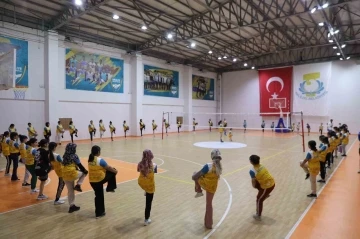 Gençler, belediye ile spor alışkanlığı kazanıyor
