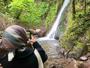 Gençler Düzce’nin doğal güzelliklerini gezdi
