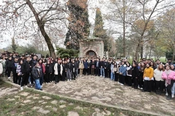 Gençler Fatih’in son seferine çıktığı Hünkar Çayırı’nı gezdi
