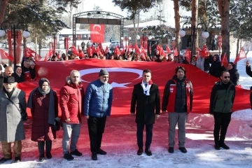 Gençlerden şehitlerimize vefa
