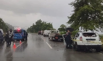 Giresun’da karşı şeride geçen otomobil minibüsle çarpıştı: 1 ölü, 10 yaralı
