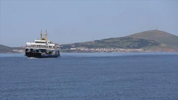 Gökçeada ve Bozcaada feribot hatlarına 19 Mayıs'ta 30 ek sefer konuldu