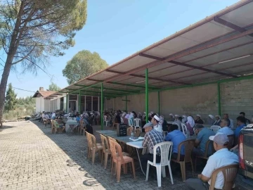 Göktepe halkı kuraklık nedeniyle yağmur duasına çıktı
