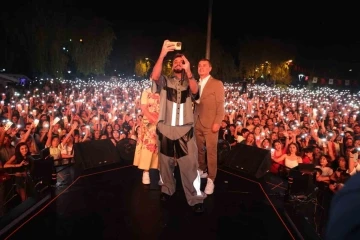 Gölbaşı’nda Türkiye Yüzyılı konserleri Sefo ile başladı
