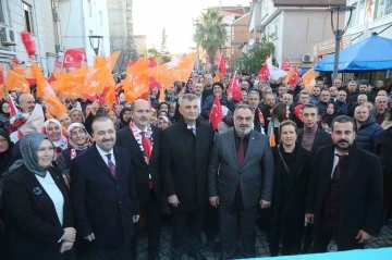 Gölcük Belediye Başkanı Ali Yıldırım Sezer’den gövde gösterisi
