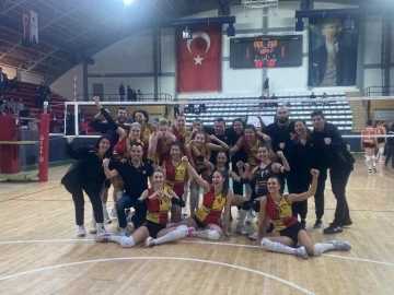 Göztepe Voleybol emin adımlarla yoluna devam ediyor