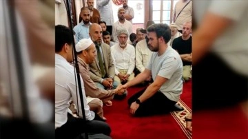 Granada'daki Ulu Cami'de nerdeyse her cuma bir İspanyol Müslüman oluyor