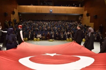 Gümüşhane’de Öğretmenler Günü kutlandı